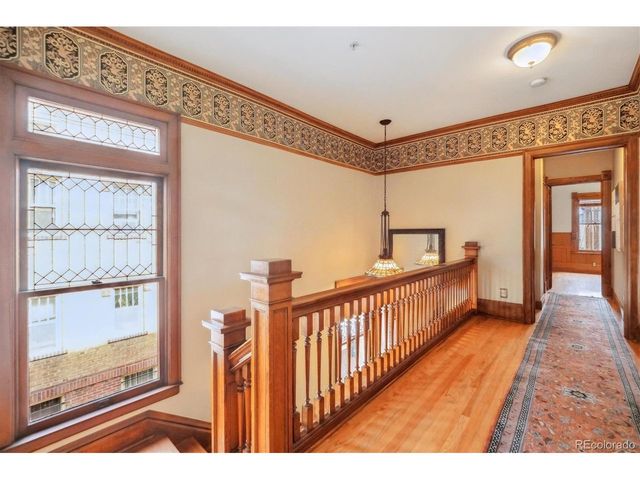 1022 N Pearl St 101, Denver, CO 80203