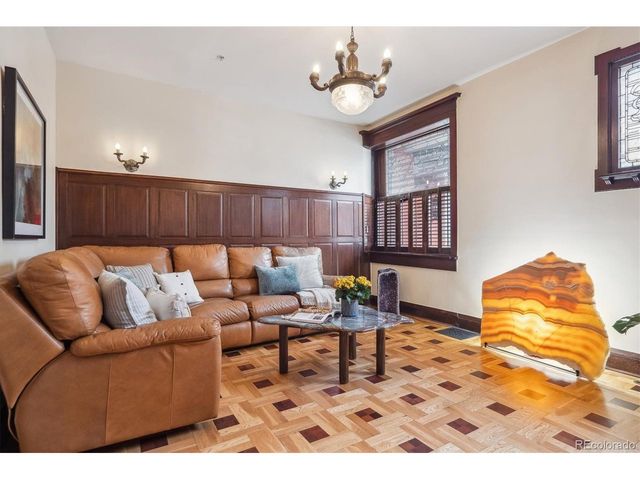 1022 N Pearl St 101, Denver, CO 80203