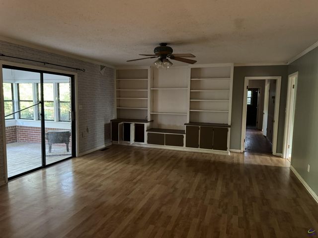 308 Forest Hill Drive, Warner Robins, GA 31088