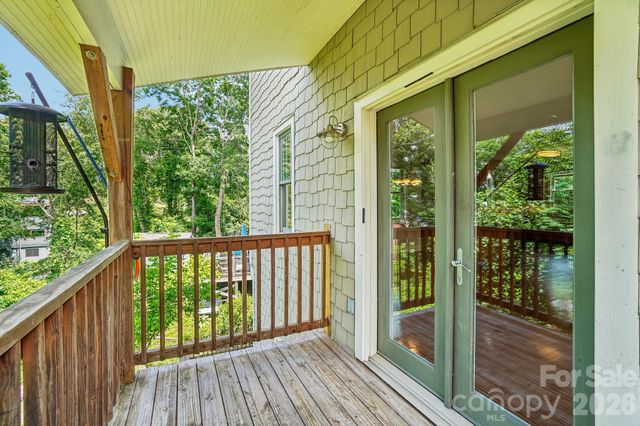 25 Houston Street, Asheville, NC 28801