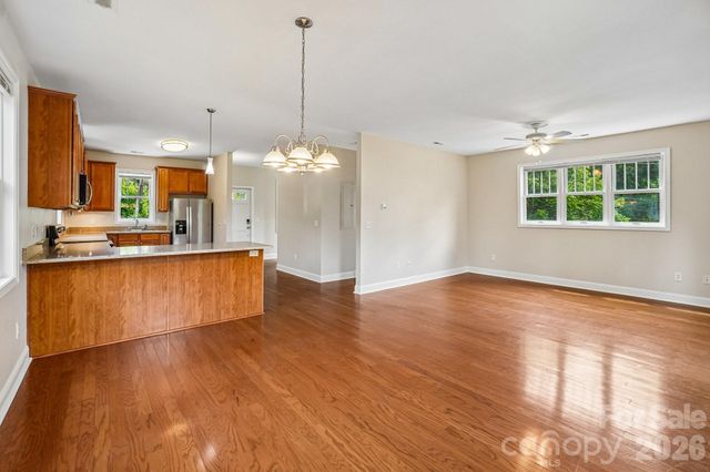 25 Houston Street, Asheville, NC 28801