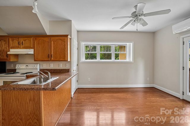 25 Houston Street, Asheville, NC 28801