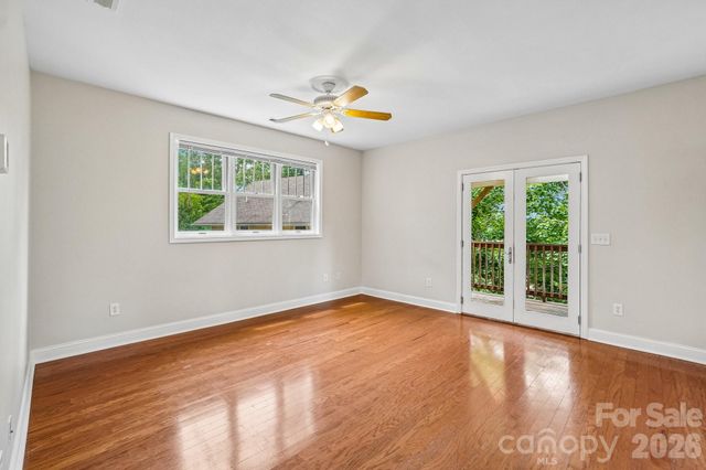25 Houston Street, Asheville, NC 28801