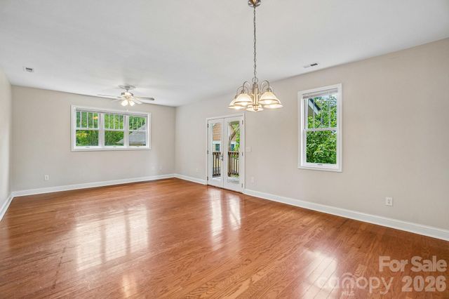 25 Houston Street, Asheville, NC 28801