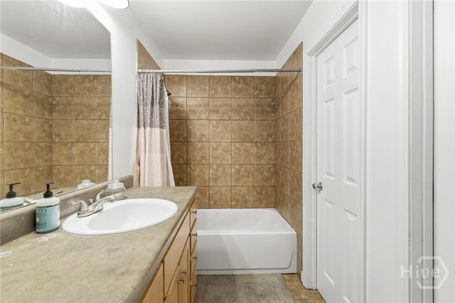 205 Pineview Drive A, Athens, GA 30606