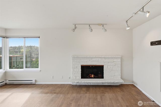1318 W Barrett Street, Seattle, WA 98119