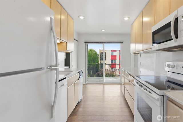 1318 W Barrett Street, Seattle, WA 98119