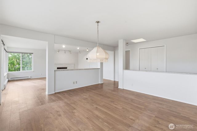 1318 W Barrett Street, Seattle, WA 98119