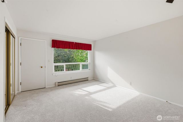 1318 W Barrett Street, Seattle, WA 98119