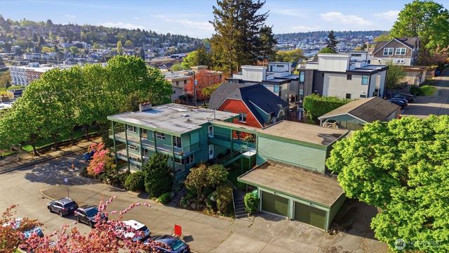 1318 W Barrett Street, Seattle, WA 98119