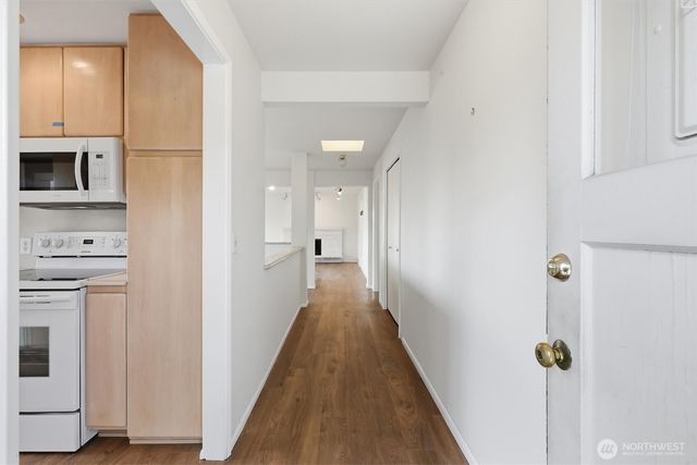 1318 W Barrett Street, Seattle, WA 98119