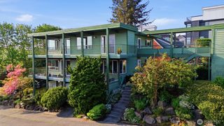 1318 W Barrett Street, Seattle, WA 98119