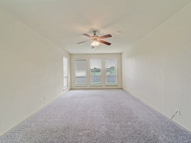 920 Macaw Way, Desoto, TX 75115