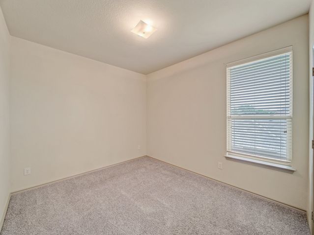 920 Macaw Way, Desoto, TX 75115