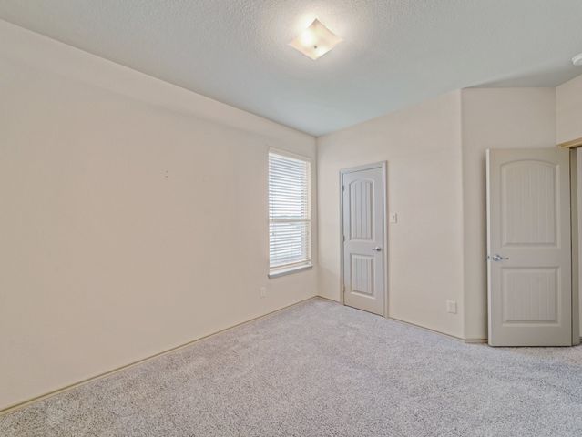 920 Macaw Way, Desoto, TX 75115