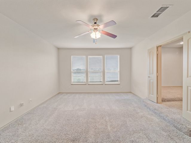 920 Macaw Way, Desoto, TX 75115