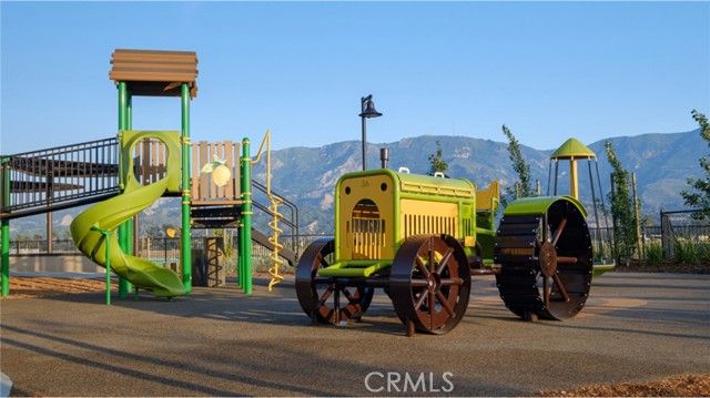 2041 Oreste Lane, Santa Paula, CA 93060