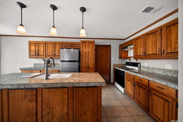 4226 Big Meadows, San Antonio, TX 78230