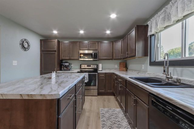 1404 CHURCHILL STREET, Waupaca, WI 54981