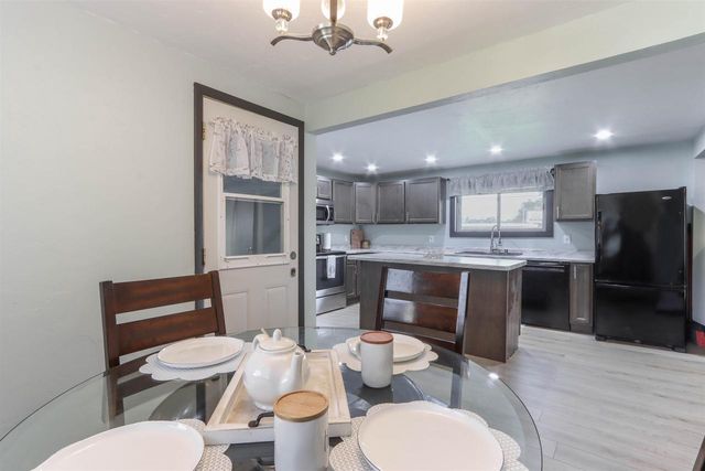 1404 CHURCHILL STREET, Waupaca, WI 54981