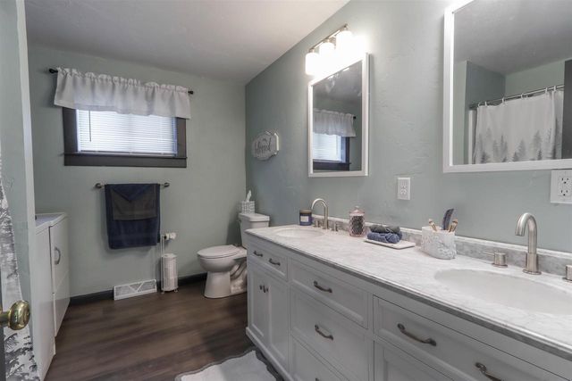 1404 CHURCHILL STREET, Waupaca, WI 54981