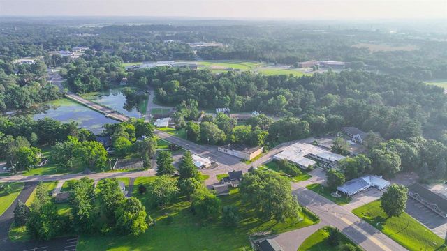 1404 CHURCHILL STREET, Waupaca, WI 54981