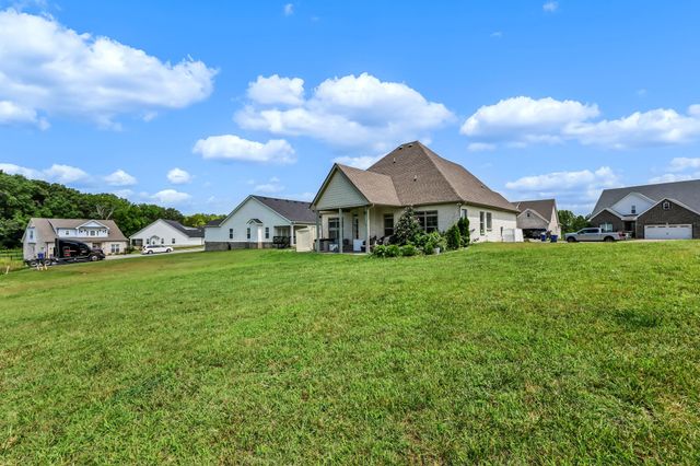 1582 Hereford Blvd, Clarksville, TN 37043