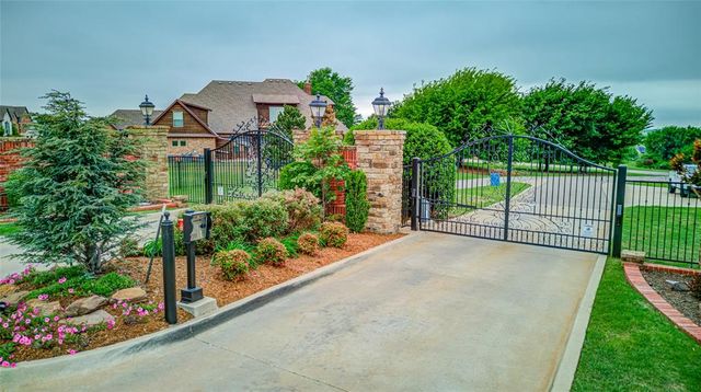 5668 Lamar Circle, Norman, OK 73072