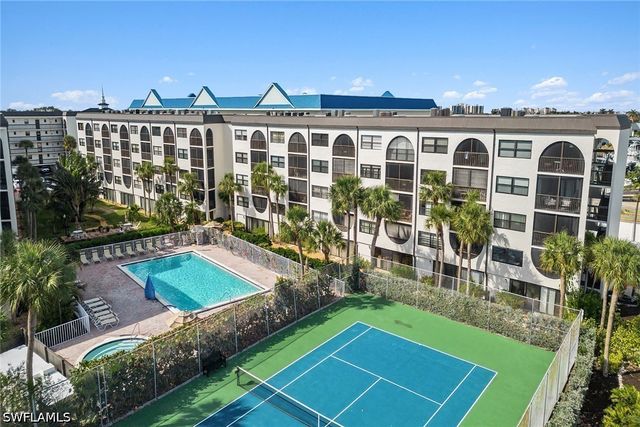 1031 Anglers CV A304, Marco Island, FL 34145