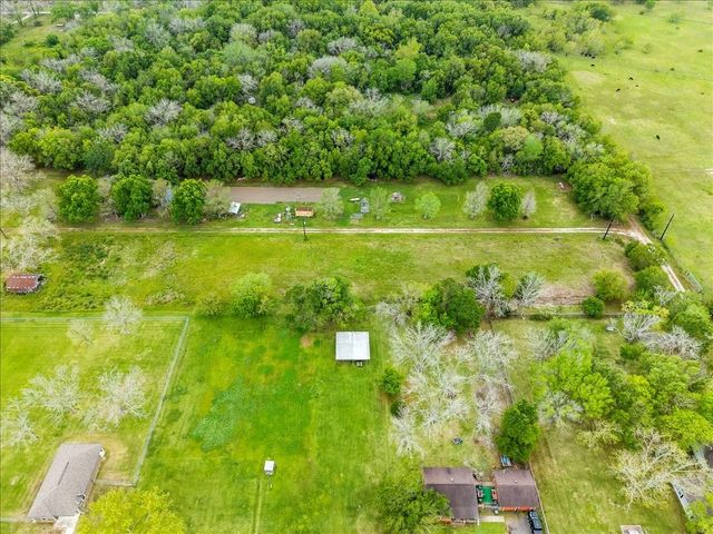 8011 Custer Street, Hitchcock, TX 77563
