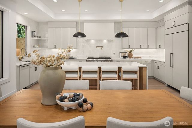 12606 NE 102nd Place, Kirkland, WA 98033