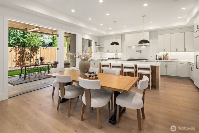 12606 NE 102nd Place, Kirkland, WA 98033