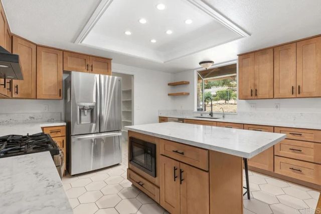 5434 Rainbow Heights Road, Fallbrook, CA 92028