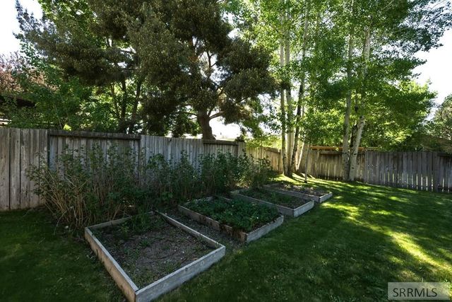 2339 Westcliff Drive, Idaho Falls, ID 83402