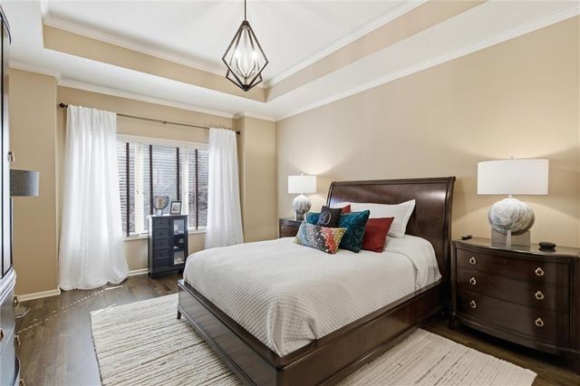 15703 Lowell Lane, Overland Park, KS 66223