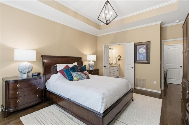 15703 Lowell Lane, Overland Park, KS 66223