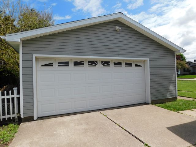 3219 WASHINGTON Avenue, Erie, PA 16508