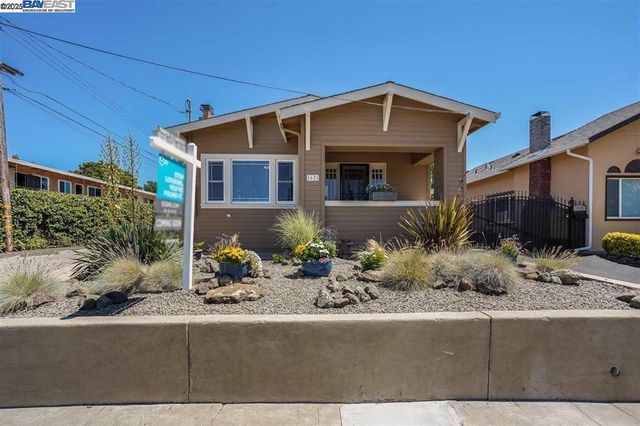 1621 D ST, Hayward, CA 94541
