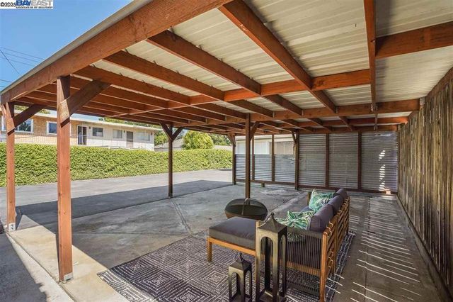 1621 D ST, Hayward, CA 94541