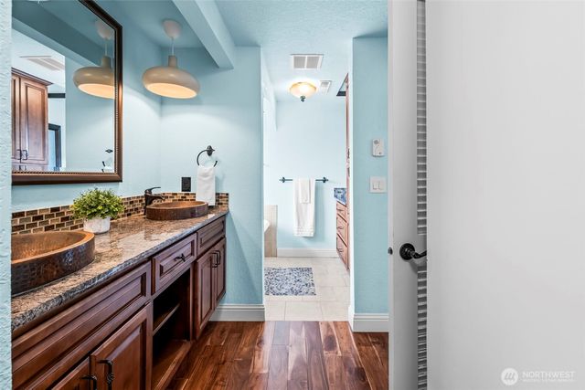 4909 N Orchard Street, Tacoma, WA 98407