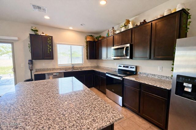 24406 W VERLEA Drive, Buckeye, AZ 85326