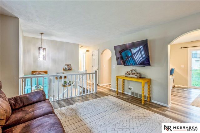 15931 Arbor Circle, Omaha, NE 68130
