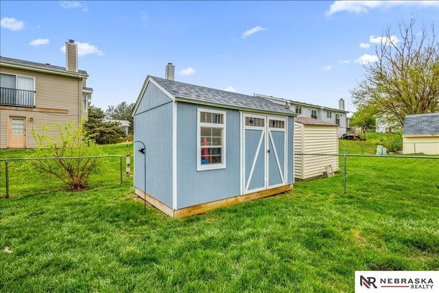 15931 Arbor Circle, Omaha, NE 68130