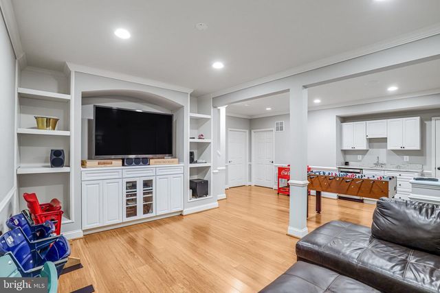 19930 MIZNER TER, Ashburn, VA 20147