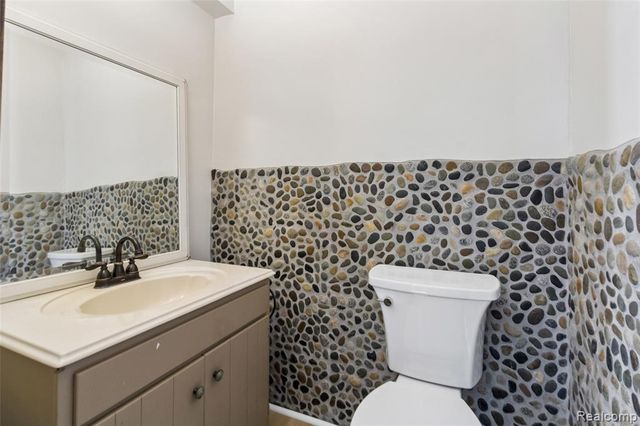 3210 Sell Street, Commerce Twp, MI 48390