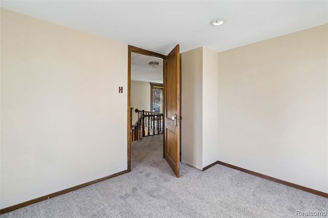 3210 Sell Street, Commerce Twp, MI 48390