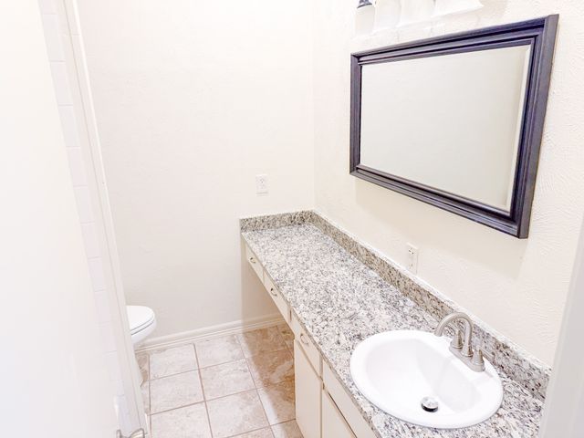 10440 High Hollows Drive 146, Dallas, TX 75230