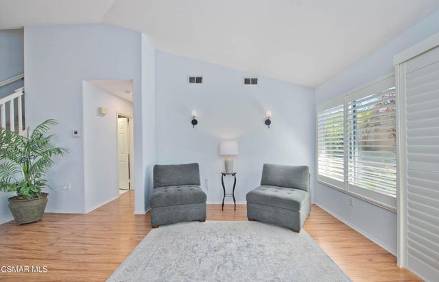 2040 Freesia Avenue, Simi Valley, CA 93063