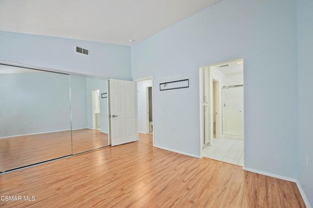 2040 Freesia Avenue, Simi Valley, CA 93063