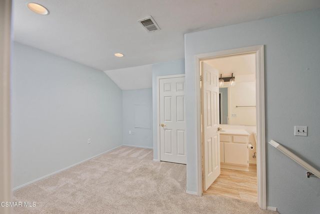 2040 Freesia Avenue, Simi Valley, CA 93063